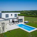 Chiara By Interhome Villa Brtonigla