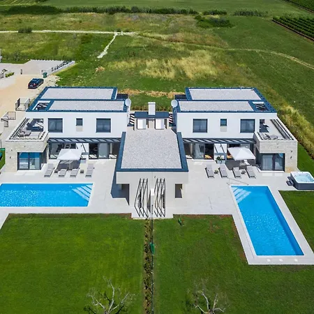 Chiara By Interhome *