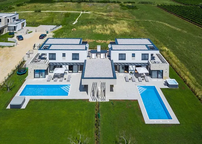 Chiara By Interhome *