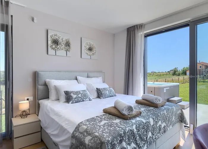 Villa Chiara By Interhome